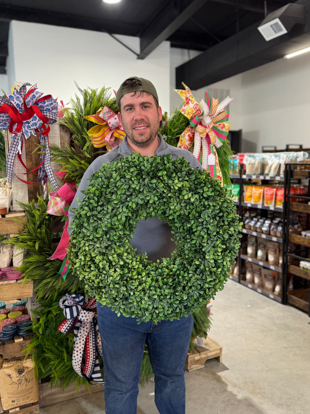 24" Boxwood Wreath